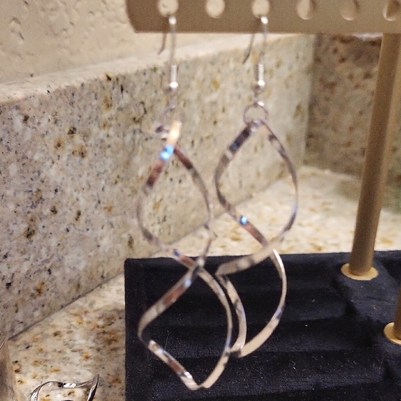 Sterling Silver Teardrop Dangle Earrings with Twisted Design - Picture 1 of 4